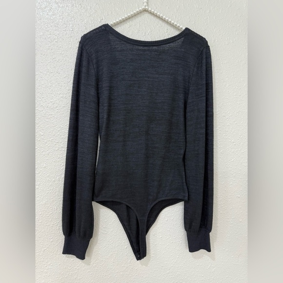 Abercrombie & Fitch Knit Long Sleeve Cross Front Bodysuit NWT Medium - Picture 8 of 8